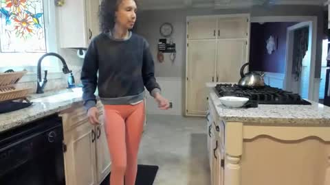 wishlist on bio online show from 03/06/25, 07:10