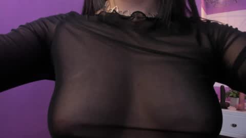 Snapshot of alli_cooper chatting on 01/30/25, 03:51 Ali online show from 01/30/25, 03:51