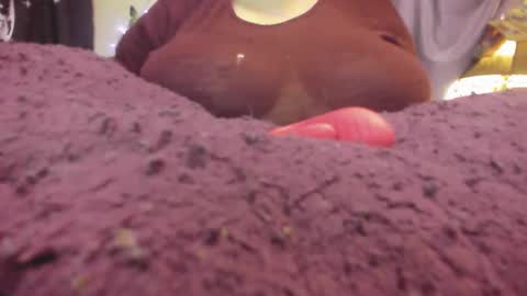 Snapshot of alli_kat78 chatting on 02/21/25, 07:56 Alli Kat online show from 02/21/25, 07:56