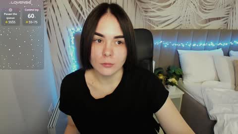 Snapshot of alli_zi chatting on 12/07/24, 05:59 Blair online show from 12/07/24, 05:59