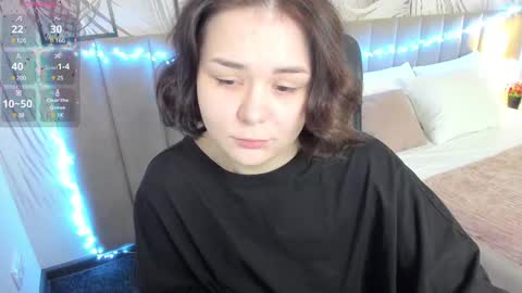 Snapshot of alli_zi chatting on 02/14/25, 05:41 Blair online show from 02/14/25, 05:41