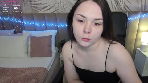 Snapshot of alli_zi chatting on 03/01/25, 02:37 Blair online show from 03/01/25, 02:37