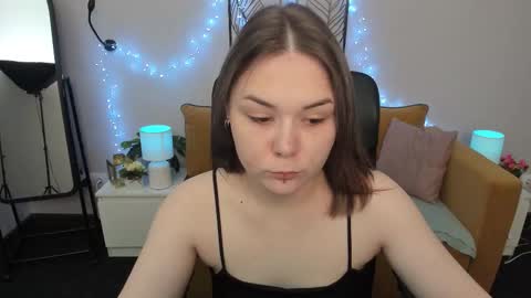 Snapshot of alli_zi chatting on 09/12/25, 02:55 Blair online show from 09/12/25, 02:55