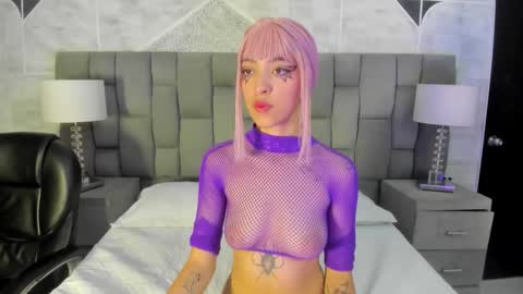 Allice online show from 09/17/25, 04:58