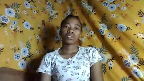 alliciax632770 online show from 12/01/25, 08:19