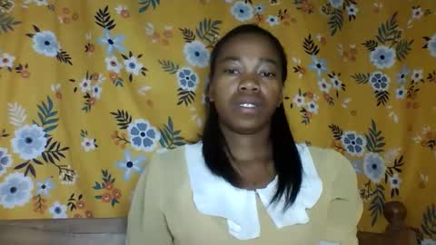 Snapshot of alliciax632770q chatting on 05/05/26, 01:02 alliciax632770q online show from 05/05/26, 01:02