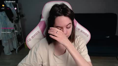 Snapshot of allie_hazie chatting on 03/10/26, 11:43 alice online show from 03/10/26, 11:43