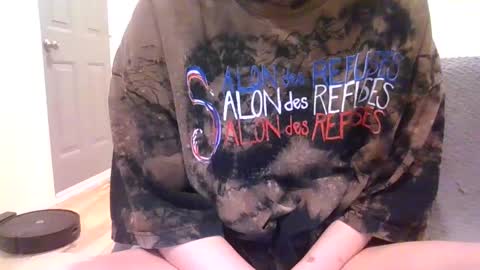 Snapshot of alliebearx chatting on 02/24/25, 12:30 alliebearx online show from 02/24/25, 12:30