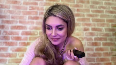 Allie online show from 12/11/24, 12:34