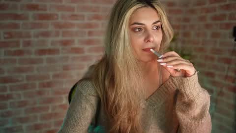 Allie online show from 12/23/24, 01:45