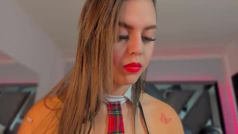 Snapshot of allijadid chatting on 11/22/25, 10:36 online show from 11/22/25, 10:36