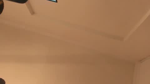 Snapshot of allijadid chatting on 12/18/25, 11:05 online show from 12/18/25, 11:05