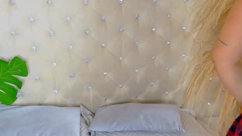 Snapshot of allinallen chatting on 03/26/26, 06:02 allinallen online show from 03/26/26, 06:02