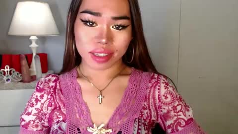 Snapshot of allirah20x chatting on 12/16/24, 11:50 Allirah online show from 12/16/24, 11:50