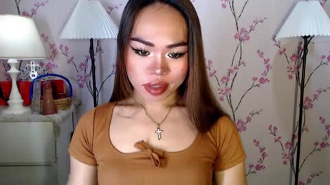 Snapshot of allirah20x chatting on 01/05/25, 06:13 Allirah online show from 01/05/25, 06:13