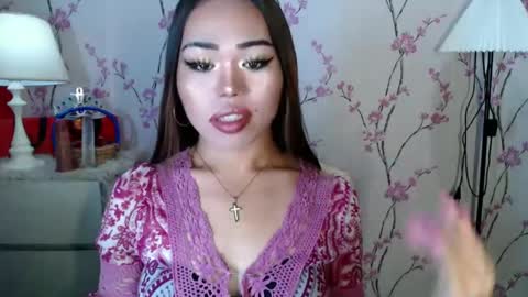 Snapshot of allirah20x chatting on 01/09/25, 05:43 Allirah online show from 01/09/25, 05:43