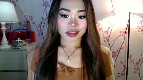 Snapshot of allirah20x chatting on 01/23/25, 12:57 Allirah online show from 01/23/25, 12:57