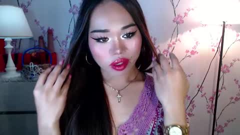 Snapshot of allirah20x chatting on 01/27/25, 10:38 Allirah online show from 01/27/25, 10:38