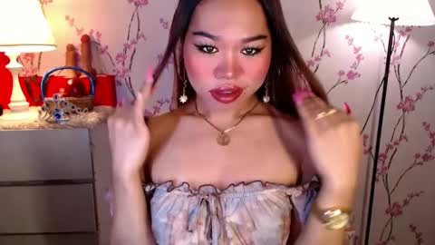 Snapshot of allirah20x chatting on 03/10/25, 08:34 Allirah online show from 03/10/25, 08:34