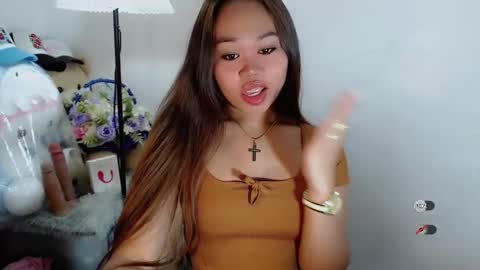 Snapshot of allirah20x chatting on 11/06/25, 03:35 Allirah online show from 11/06/25, 03:35