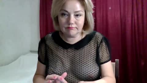 Snapshot of allirain chatting on 09/28/25, 04:56 AlliRain online show from 09/28/25, 04:56