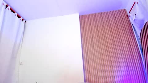 allison_fosther online show from 10/21/25, 03:18