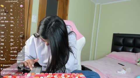 Snapshot of allison_love chatting on 12/20/24, 07:44 allison online show from 12/20/24, 07:44