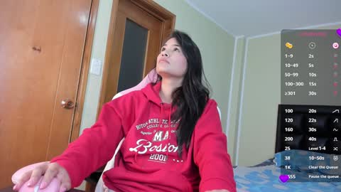 Snapshot of allison_love chatting on 02/01/25, 09:00 allison online show from 02/01/25, 09:00