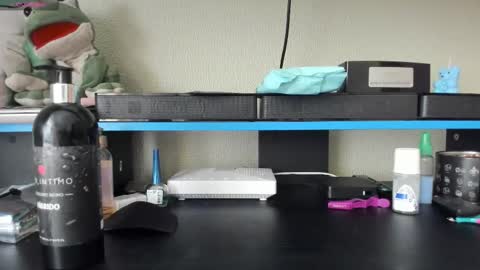 Snapshot of allison_love chatting on 10/02/25, 04:03 allison online show from 10/02/25, 04:03