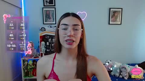 Snapshot of allisonblossom chatting on 12/11/24, 09:12 online show from 12/11/24, 09:12