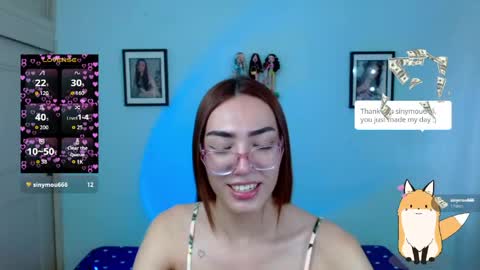 Snapshot of allisonblossom chatting on 04/22/26, 07:37 online show from 04/22/26, 07:37