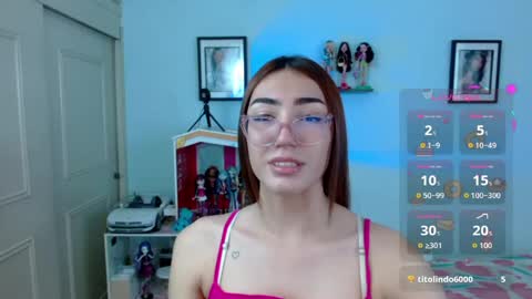 Snapshot of allisonblossom chatting on 05/20/26, 06:58 online show from 05/20/26, 06:58