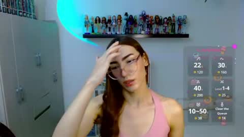 Snapshot of allisonblossom chatting on 07/12/26, 07:27 online show from 07/12/26, 07:27