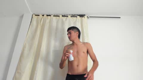 Snapshot of allisonjustingb chatting on 01/09/25, 12:52 AllisonJustin online show from 01/09/25, 12:52