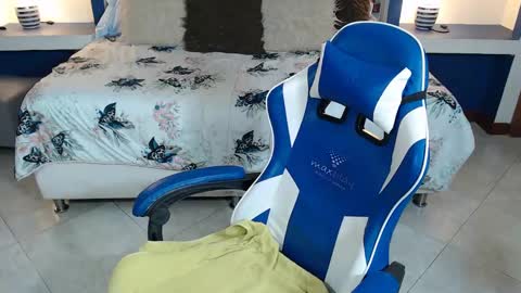 ALLISON online show from 01/05/25, 05:41