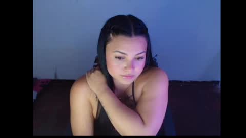 Snapshot of allisonn_smith18 chatting on 06/01/26, 02:13 Alisson online show from 06/01/26, 02:13