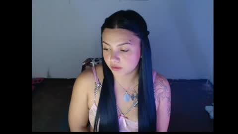 Snapshot of allisonn_smith18 chatting on 06/05/26, 02:29 Alisson online show from 06/05/26, 02:29