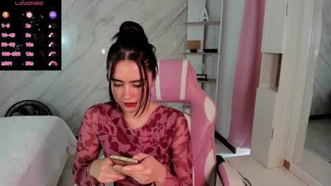 Snapshot of allisonpalmer chatting on 03/09/25, 03:05 Allison Palmer online show from 03/09/25, 03:05