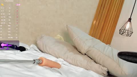 Alli  online show from 01/08/25, 01:21