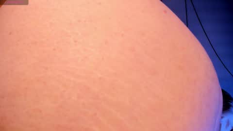 Snapshot of allisonrogersx chatting on 02/19/25, 10:12 Allison Rogers online show from 02/19/25, 10:12