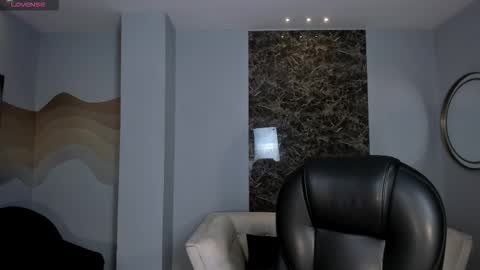 Snapshot of allisonrogersx chatting on 11/05/25, 02:55 Allison Rogers online show from 11/05/25, 02:55