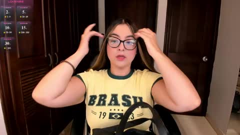 Snapshot of allisonrogersx chatting on 03/29/26, 11:21 Allison Rogers online show from 03/29/26, 11:21