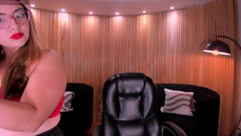 Snapshot of allisonrogersx chatting on 04/05/26, 03:36 Allison Rogers online show from 04/05/26, 03:36