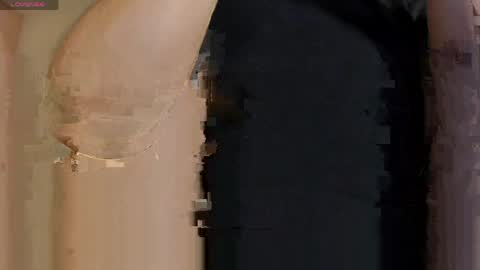 Snapshot of allisonrogersx chatting on 04/05/26, 10:40 Allison Rogers online show from 04/05/26, 10:40