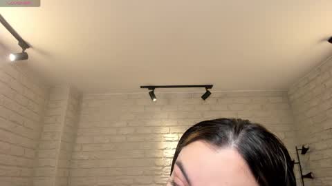 Snapshot of allisonrogersx chatting on 05/15/26, 11:39 Allison Rogers online show from 05/15/26, 11:39