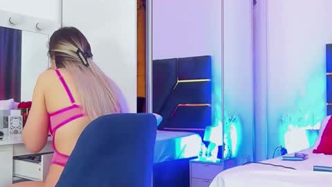 Snapshot of allisonsweetie chatting on 03/16/26, 11:03 AllisonSweetie online show from 03/16/26, 11:03