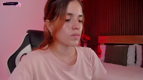 Snapshot of alliss_ginger_ chatting on 06/12/26, 09:03 A L L I S S online show from 06/12/26, 09:03