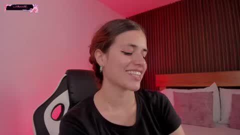 Snapshot of alliss_ginger_ chatting on 06/24/26, 09:58 A L L I S S online show from 06/24/26, 09:58