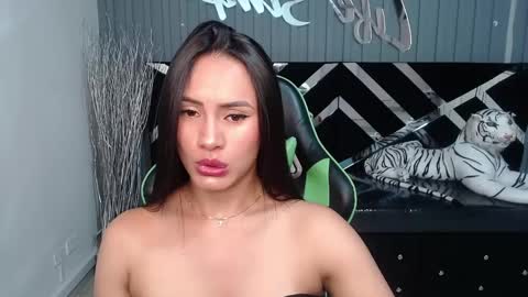 Allisson online show from 02/05/25, 03:23