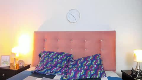 Snapshot of allisson_rose chatting on 02/04/25, 03:22 Alli online show from 02/04/25, 03:22